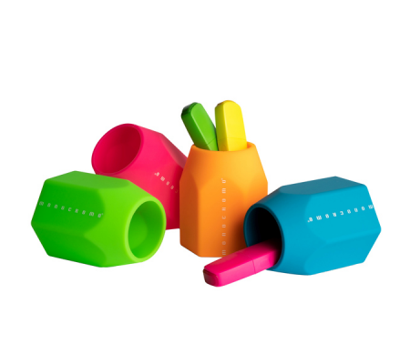 Portapenne Monocromo - 9,5 x 7,5 x 7 cm - silicone soft touch - colori fluo assortiti - conf. 12 pezzi - Pigna - 23295500 - 8005235211971 - DMwebShop